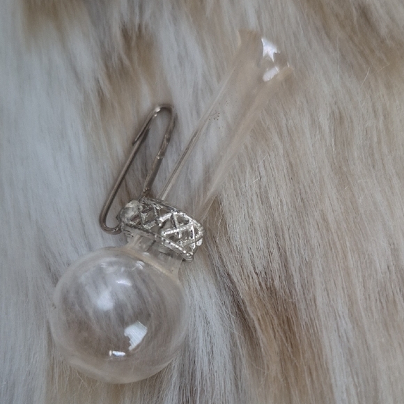 🌙Vintage boutonnière glass vase brooch flower lapel pin - Picture 2 of 5